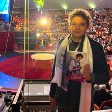 Load image into Gallery viewer, The Invisible Clown - How to Not Be Afraid of Being Yourself